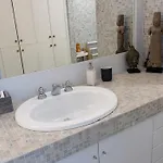 Moon Cove, Borghese Prestige Hideaway *