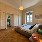 Апартаменты Moon Cove, Borghese Prestige Hideaway