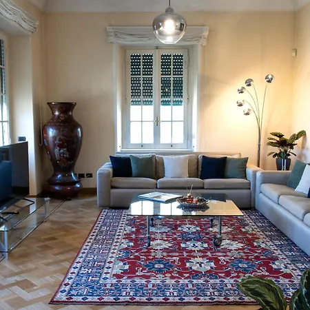 Moon Cove, Borghese Prestige Hideaway *