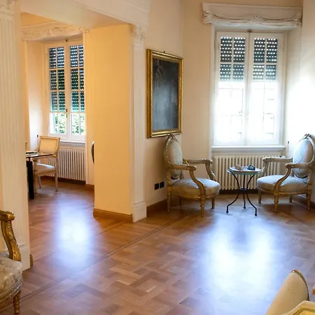 Moon Cove, Borghese Prestige Hideaway * روما