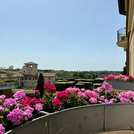 Moon Cove, Borghese Prestige Hideaway شقة