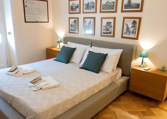 Moon Cove, Borghese Prestige Hideaway * רומא