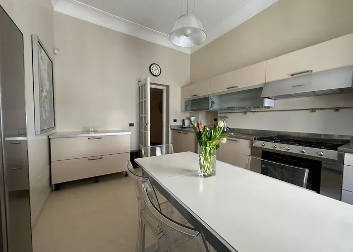 דירה Moon Cove, Borghese Prestige Hideaway *