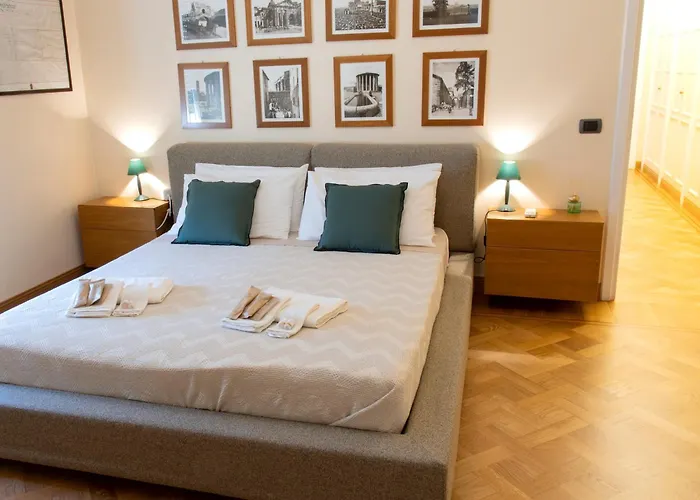 Moon Cove, Borghese Prestige Hideaway