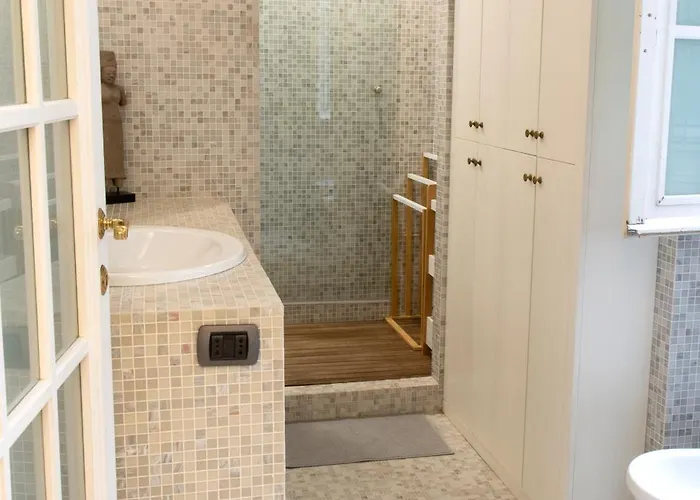 Moon Cove, Borghese Prestige Hideaway דירה