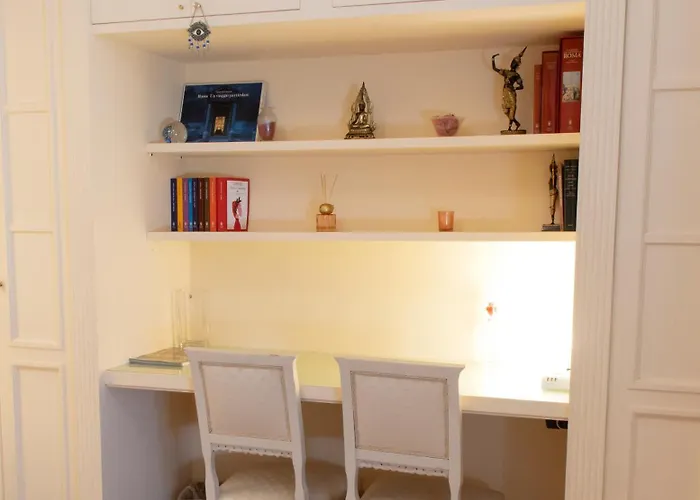 Moon Cove, Borghese Prestige Hideaway *