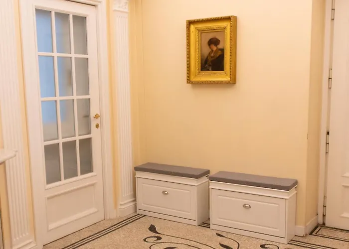 Moon Cove, Borghese Prestige Hideaway דירה *