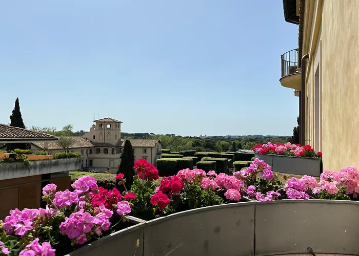 Moon Cove, Borghese Prestige Hideaway דירה